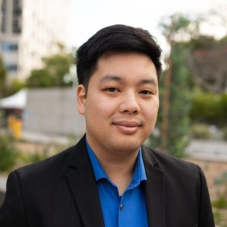 Nikolas Tan