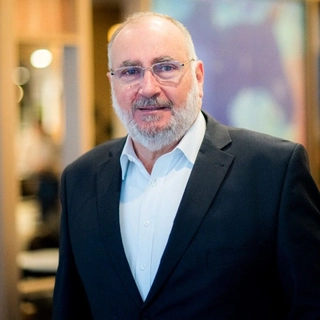 Nikos Ioannides
