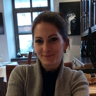 Nina Mayer