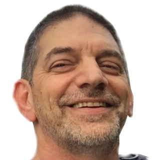 Nir Shihor