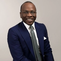 Niyi Adenubi