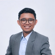 Nur Kholik Kurniana Putra