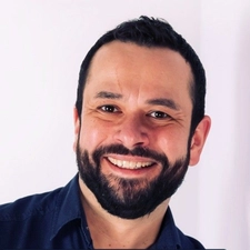 Peter Caie