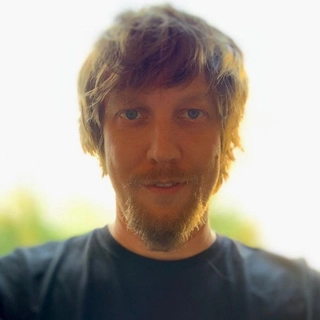 Peter Huszak