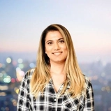 Petra Bansal-Santiago