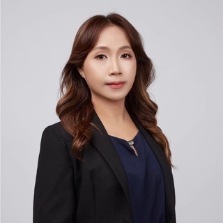 Rebecca Yang