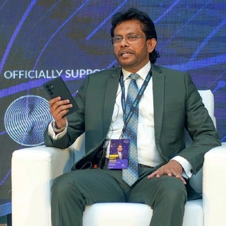 Rizny Ismail - රිස්නි ඉස්මයිල් - رزني اسماعيل