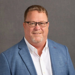 Robert Harwell (Lee)