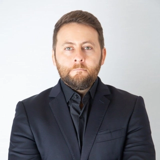 Roberto S. Martins Dud