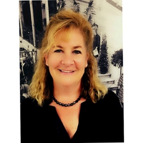 Robin Kielty Yanucci