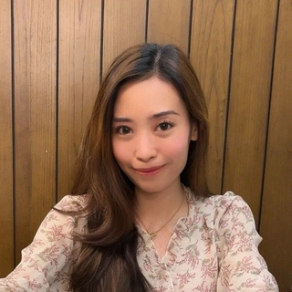 Rouwi Girlina Astri