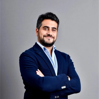 Rustom Lawyer