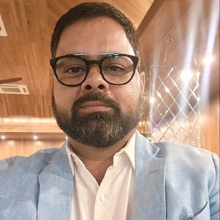 Saket Vats