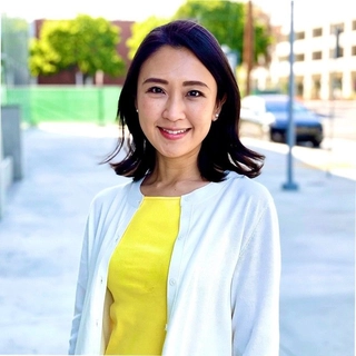 Sally Kazue T.