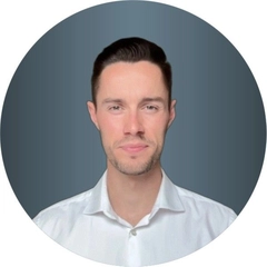 Sam Holmes FPFS CFP™️