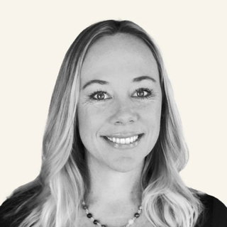 Samantha Craig Vient