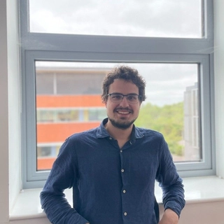 Santiago Velasco Bosom