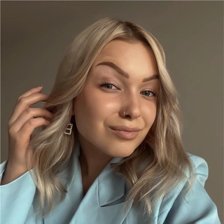 Sari Lindholm