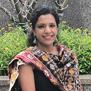 Shalini .