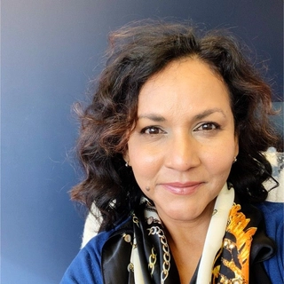 Shirlana Logan