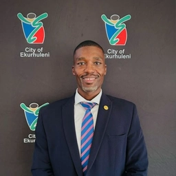 Siyanda Buhle'Bezwe Makhubo