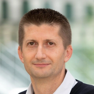 Stéphane Mora
