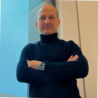 Stefan Benz