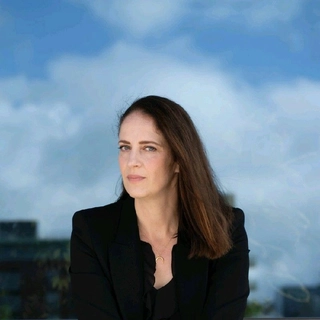 Stefanie Kelly