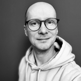 Steffen L.