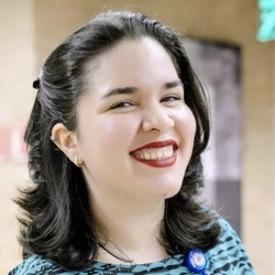 Stephanie Díaz-Urdaneta