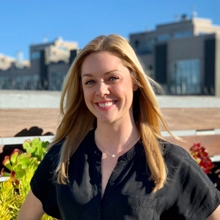 Stephanie Dowd