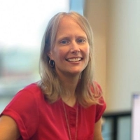 Stephanie Karathanos