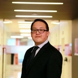 Steven Tom