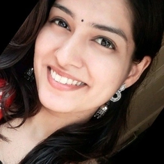 Sushmita Loni