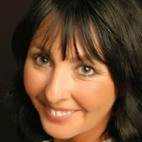 Suzanne Hall