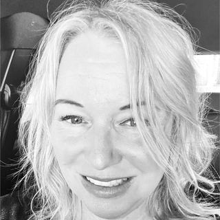 Tara Evans