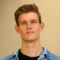 Tim Connors