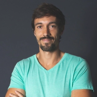 Toni J. Mateu Sánchez