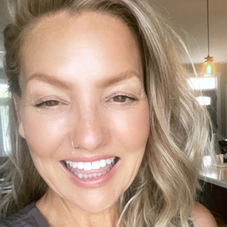 Tracey van der Valk