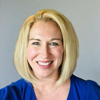TRACY HAMILTON
