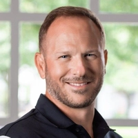 Travis Mlakar