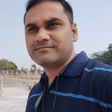 Tushar Bhatt (Dan Wilson)
