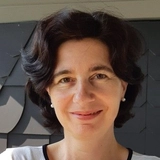 Véronique Haggouchi