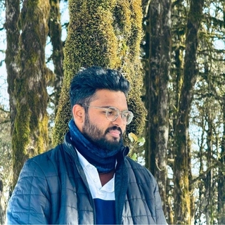 Venkata Bharadwaj Komaravolu