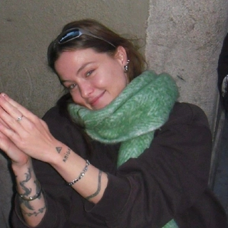 Vera Sambros