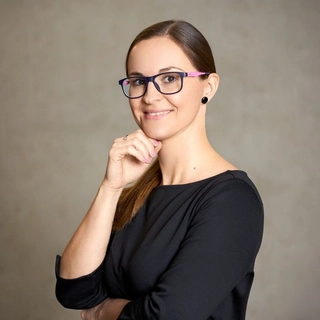 Veronika Zelinko Vardanová