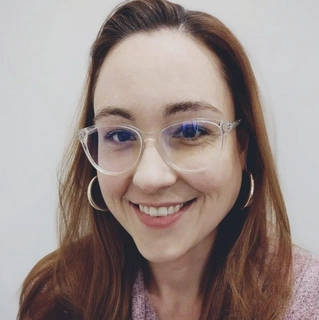Victoria T.