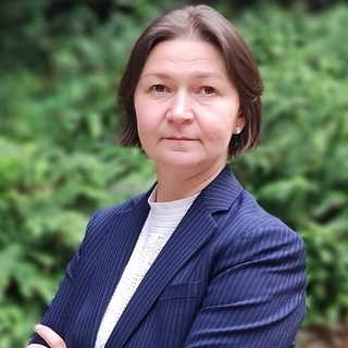 Viktoria Salnikova-Leeper