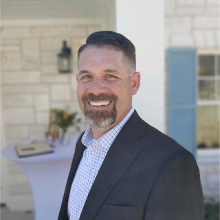 Vince Deli