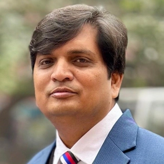 Vineet Daniel विनीत डैनियल